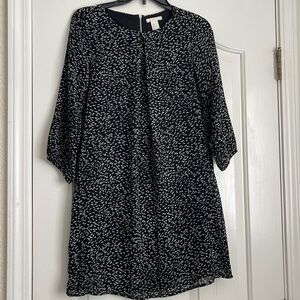 H&M dress with long sleeves, size 2 (US), 32 (EUR)